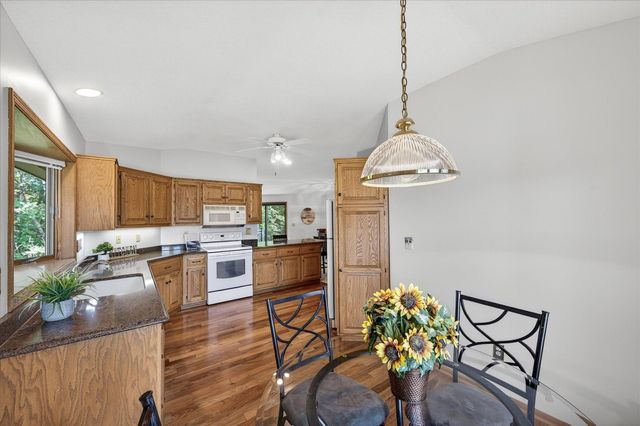 1778 Green Crest Drive, Victoria, MN 55386