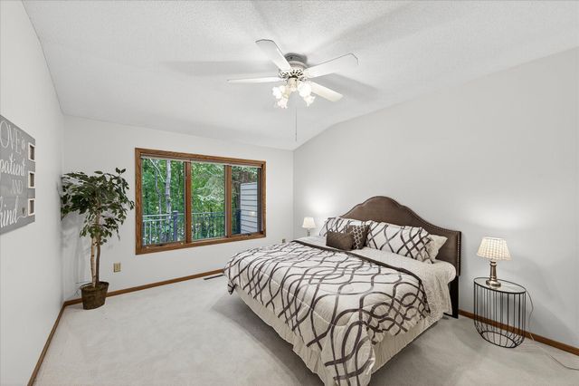 1778 Green Crest Drive, Victoria, MN 55386