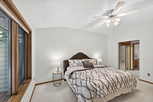 1778 Green Crest Drive, Victoria, MN 55386