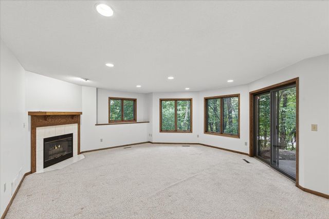 1778 Green Crest Drive, Victoria, MN 55386