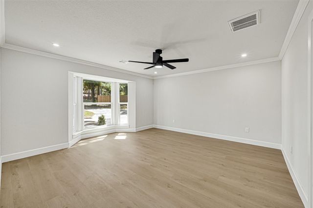 1602 Baker Drive, Tomball, TX 77375