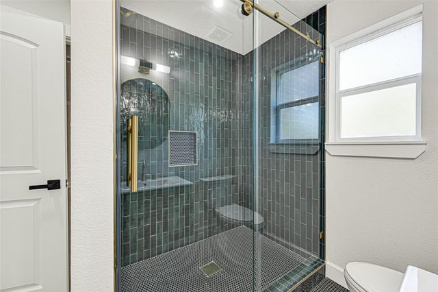 1602 Baker Drive, Tomball, TX 77375