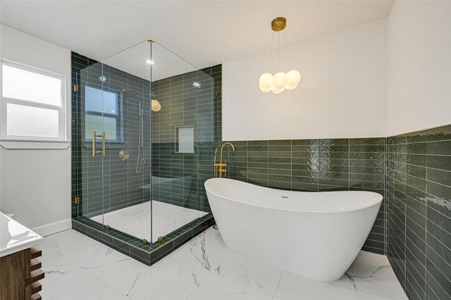 1602 Baker Drive, Tomball, TX 77375
