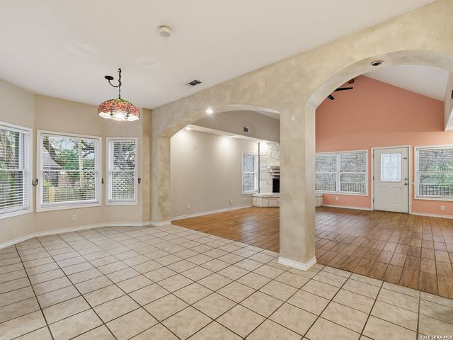 8435 Timber Belt, San Antonio, TX 78250