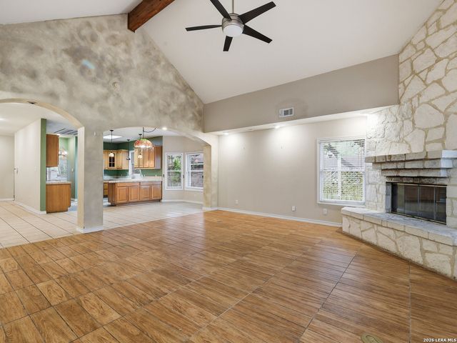 8435 Timber Belt, San Antonio, TX 78250