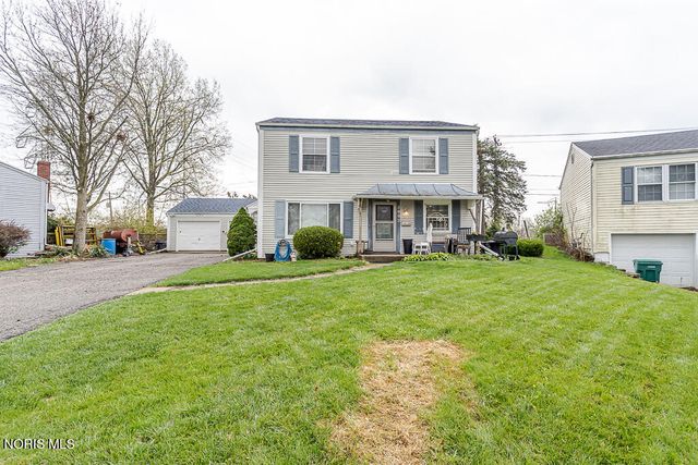 3692 Lakepointe Drive, Northwood, OH 43619