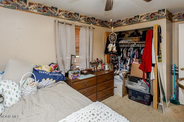 3692 Lakepointe Drive, Northwood, OH 43619
