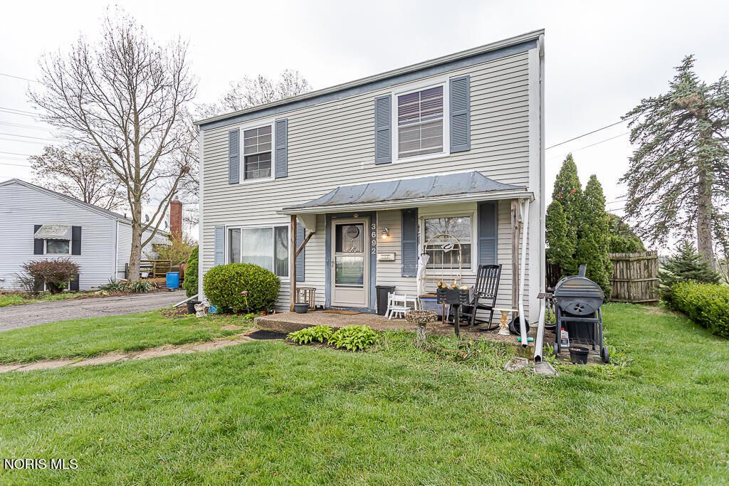 3692 Lakepointe Drive, Northwood, OH 43619
