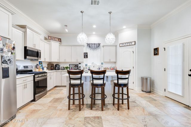 1000 Deer Meadow Boulevard, Broussard, LA 70518