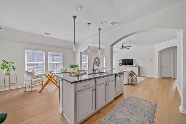 12205 Renewal Way, Houston, TX 77047