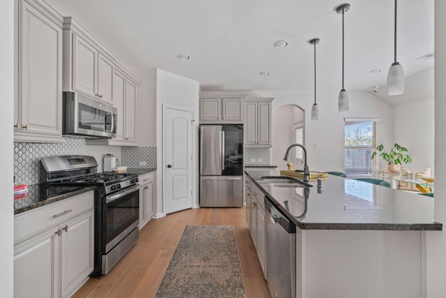 12205 Renewal Way, Houston, TX 77047