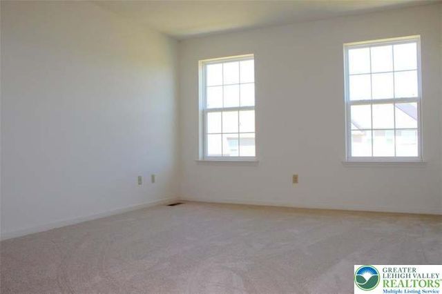 183 Redclover Lane, Upper Macungie Twp, PA 18104