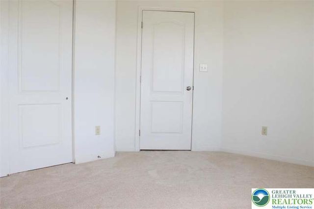 183 Redclover Lane, Upper Macungie Twp, PA 18104