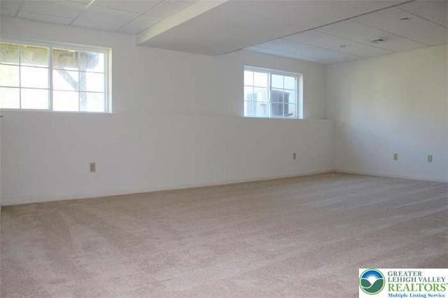 183 Redclover Lane, Upper Macungie Twp, PA 18104