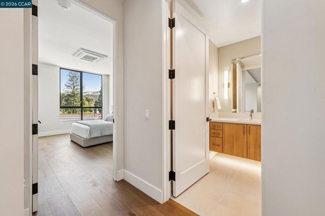 375 W El Pintado Rd 225, Danville, CA 94526