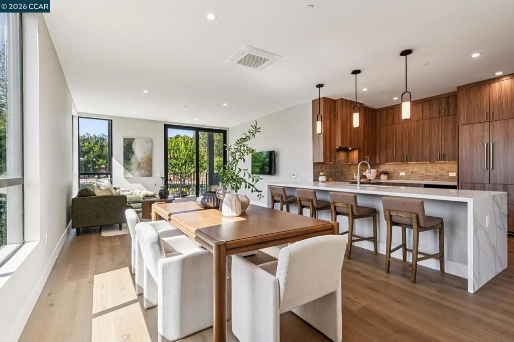 Image 11 of property listing at 375 W El Pintado Rd 225, Danville, CA 94526