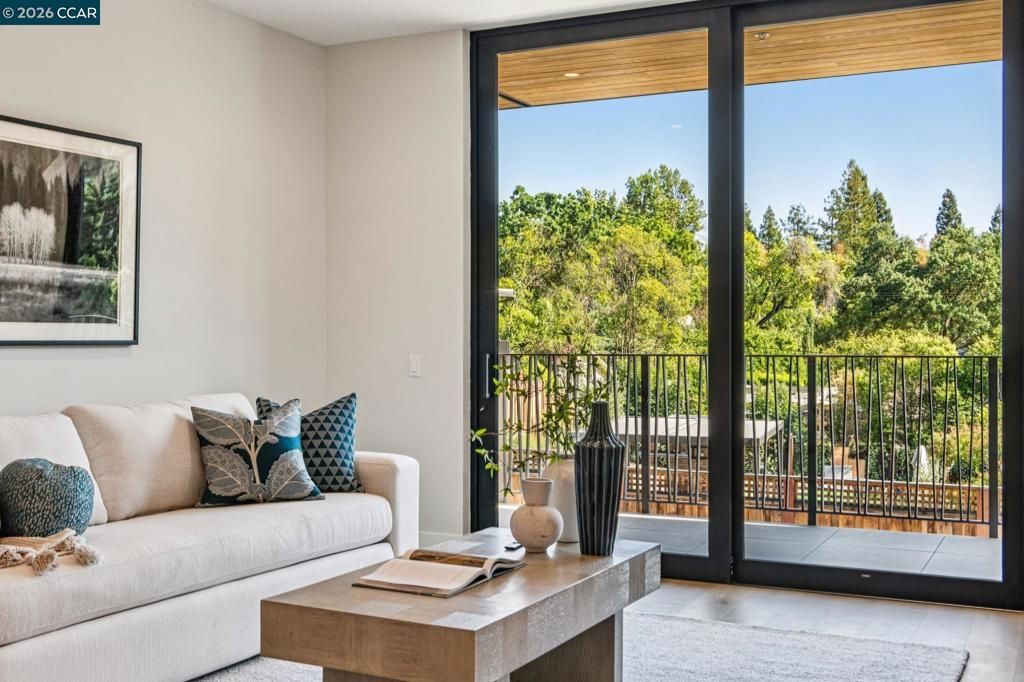 Image 49 of property listing at 375 W El Pintado Rd 225, Danville, CA 94526
