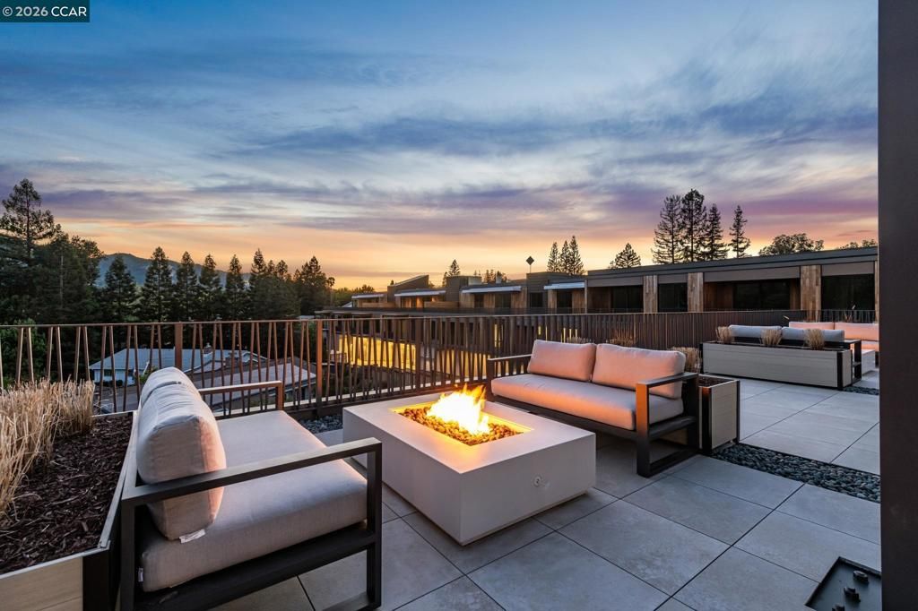 Image 64 of property listing at 375 W El Pintado Rd 225, Danville, CA 94526