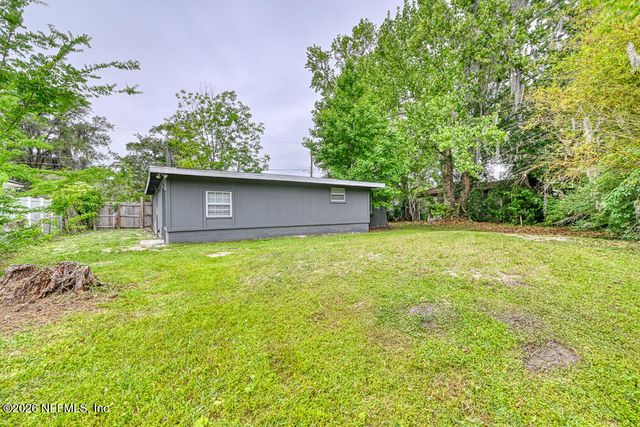 1339 ELLIS Road, Jacksonville, FL 32205