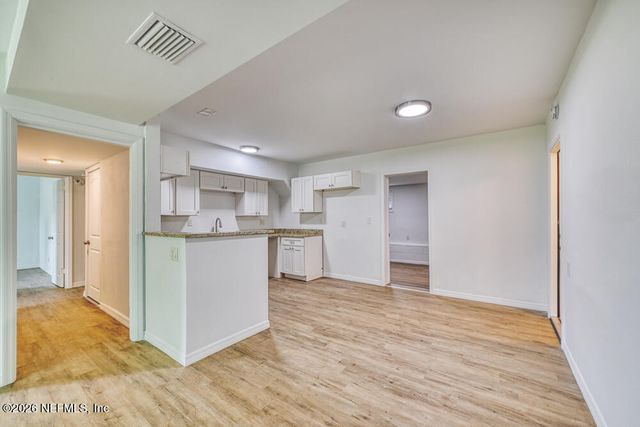 1339 ELLIS Road, Jacksonville, FL 32205