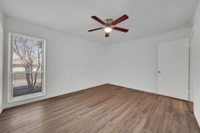 982 S Weatherred Drive C, Richardson, TX 75080