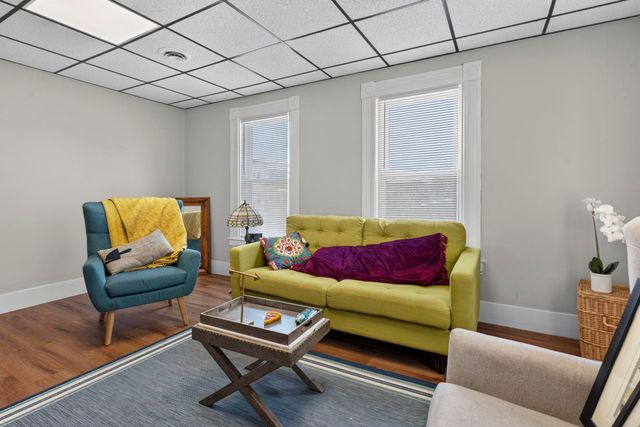 649 Second Street, Manchester, NH 03102