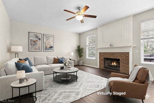 924 Theora Drive, Brunswick, OH 44212