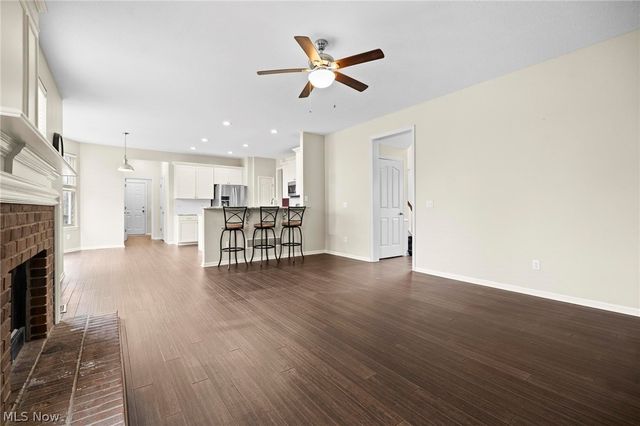 924 Theora Drive, Brunswick, OH 44212