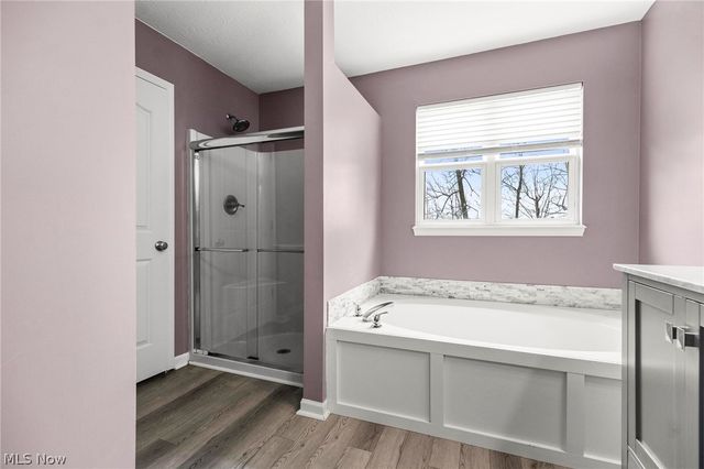 924 Theora Drive, Brunswick, OH 44212