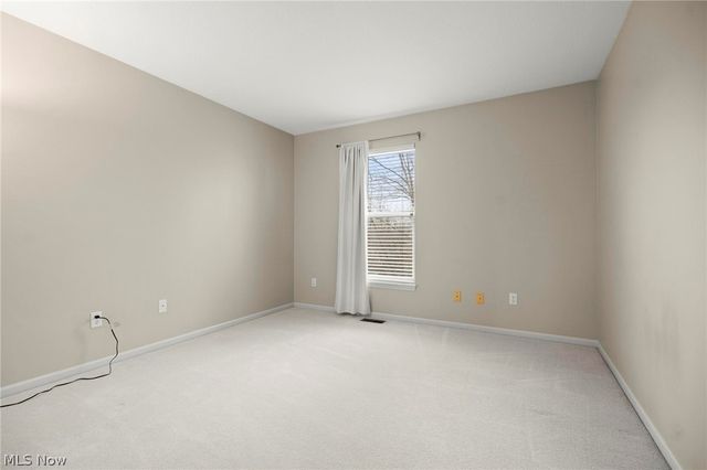 924 Theora Drive, Brunswick, OH 44212