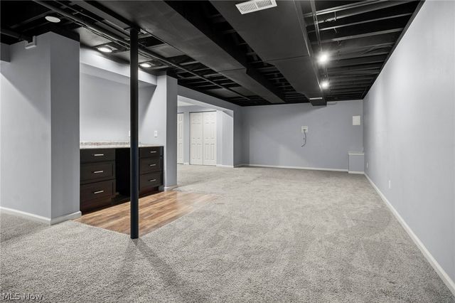 924 Theora Drive, Brunswick, OH 44212