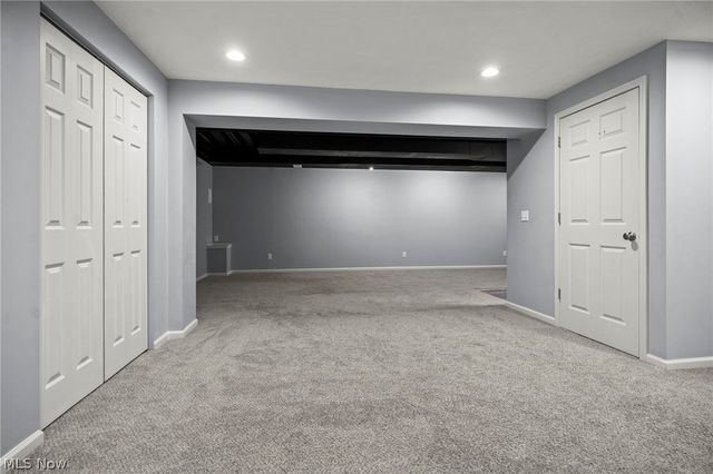 924 Theora Drive, Brunswick, OH 44212