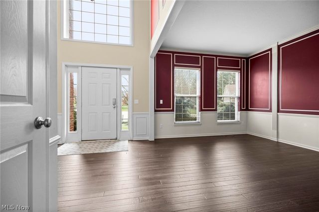 924 Theora Drive, Brunswick, OH 44212