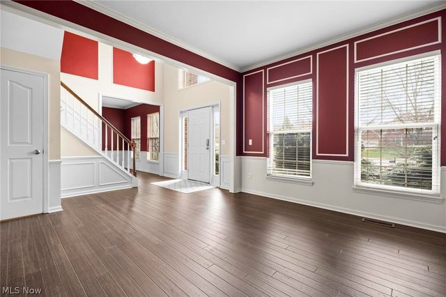 924 Theora Drive, Brunswick, OH 44212