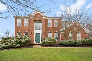 924 Theora Drive, Brunswick, OH 44212