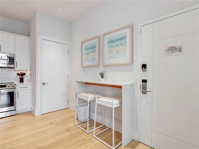 101 8th ST S # 201, Naples, FL 34102