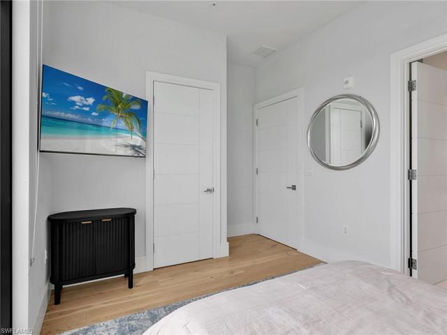 101 8th ST S # 201, Naples, FL 34102