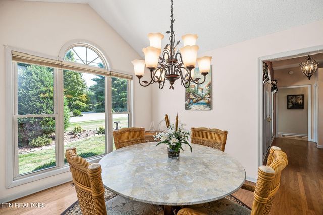 202 Lakeview Drive, Crossville, TN 38558