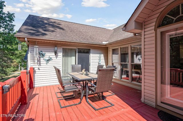 202 Lakeview Drive, Crossville, TN 38558