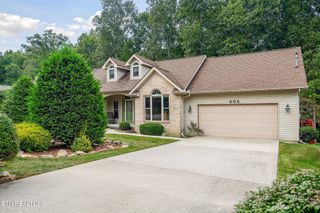 202 Lakeview Drive, Crossville, TN 38558