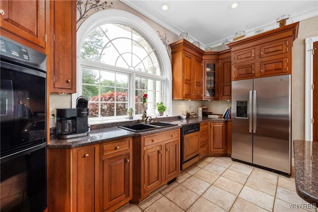 4875 East River Road, Grand Island, NY 14072