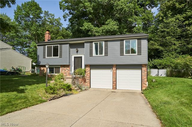 266 Jasper Lane, Medina, OH 44256