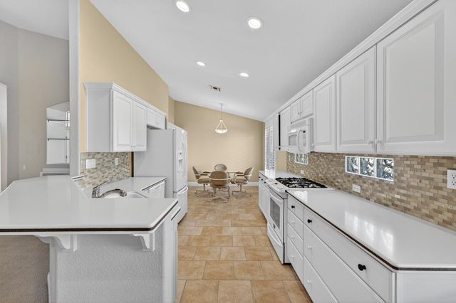 5964 Whisperlodge Way, Roseville, CA 95747