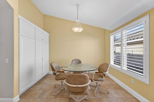 5964 Whisperlodge Way, Roseville, CA 95747