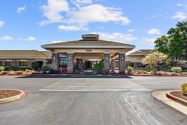 5964 Whisperlodge Way, Roseville, CA 95747