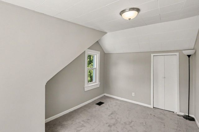 21915 Ridgeway Street, Saint Clair Shores City, MI 48080