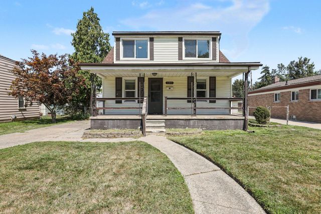 21915 Ridgeway Street, Saint Clair Shores City, MI 48080