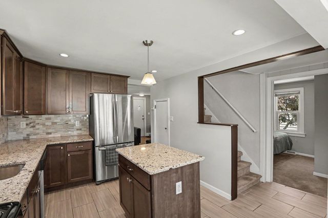 21915 Ridgeway Street, Saint Clair Shores City, MI 48080