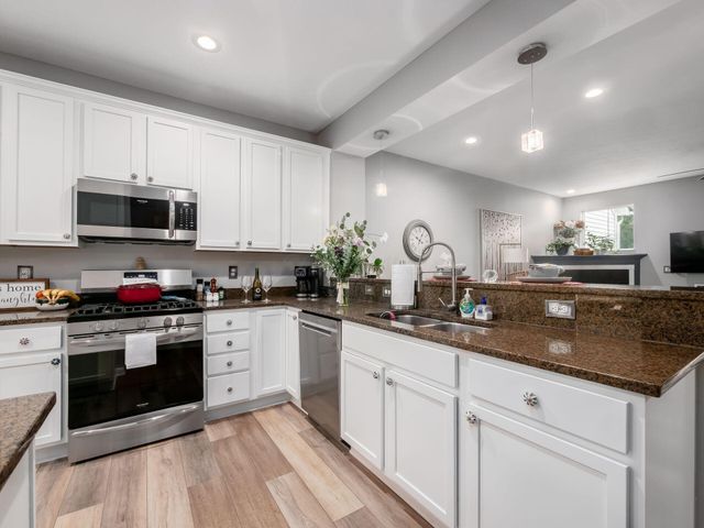 4662 Trademark Trail, 42, Hilliard, OH 43026