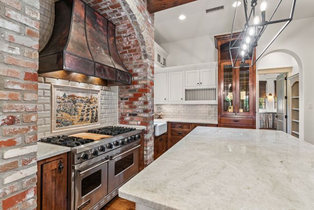 1719 Byron Nelson Parkway, Colleyville, TX 76092